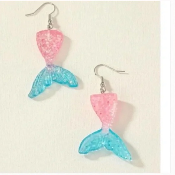 ❤️ FREE Mermaid Glitter Sea Shimmer Ocean Woman Tail Girly Chic Trendy Earrings - Picture 2 of 4